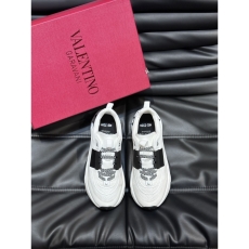 Valentino Sneakers